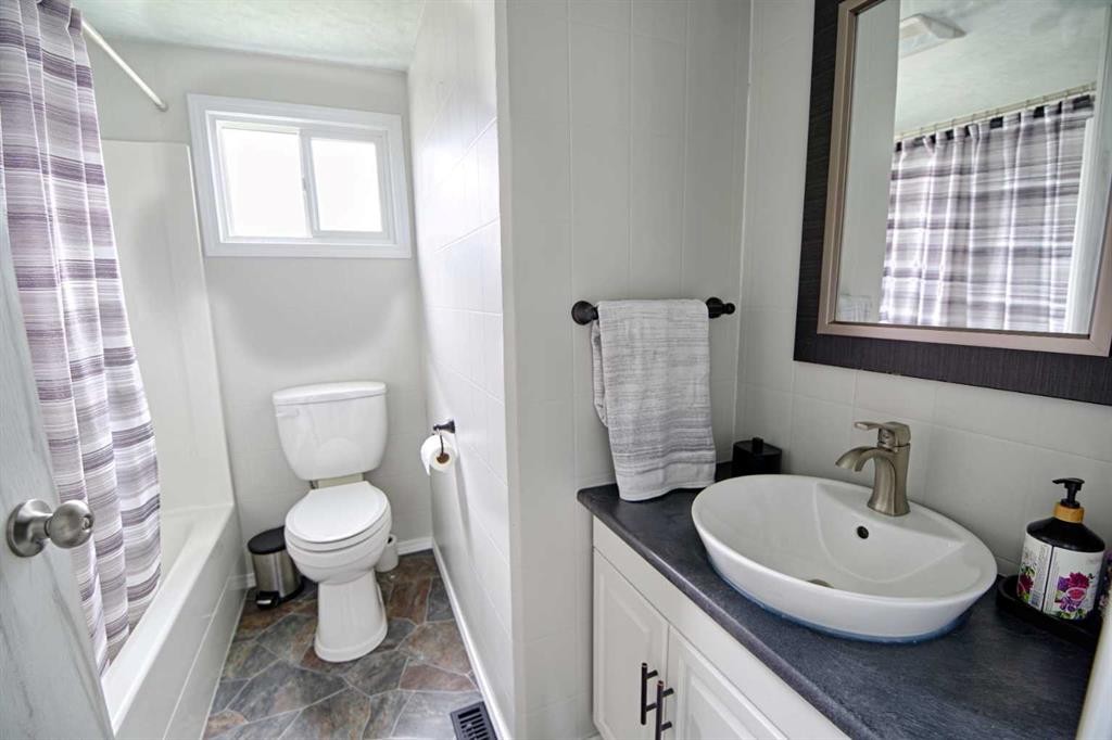 6014 52 Street, Taber, AB