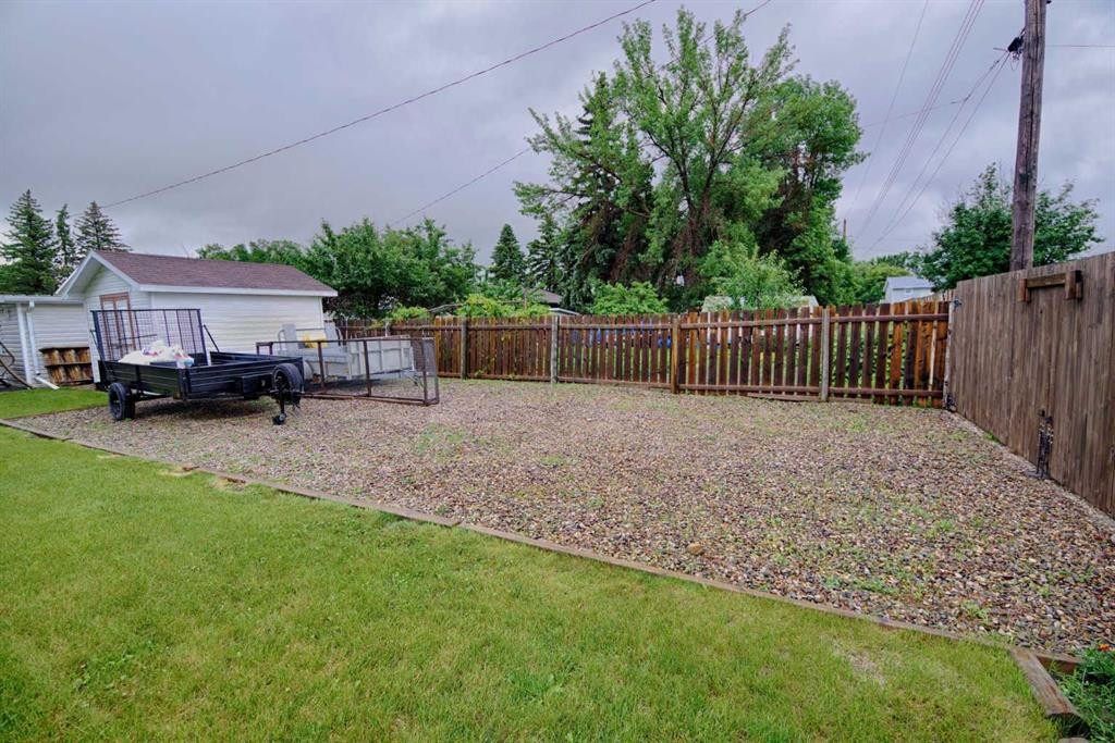 6014 52 Street, Taber, AB