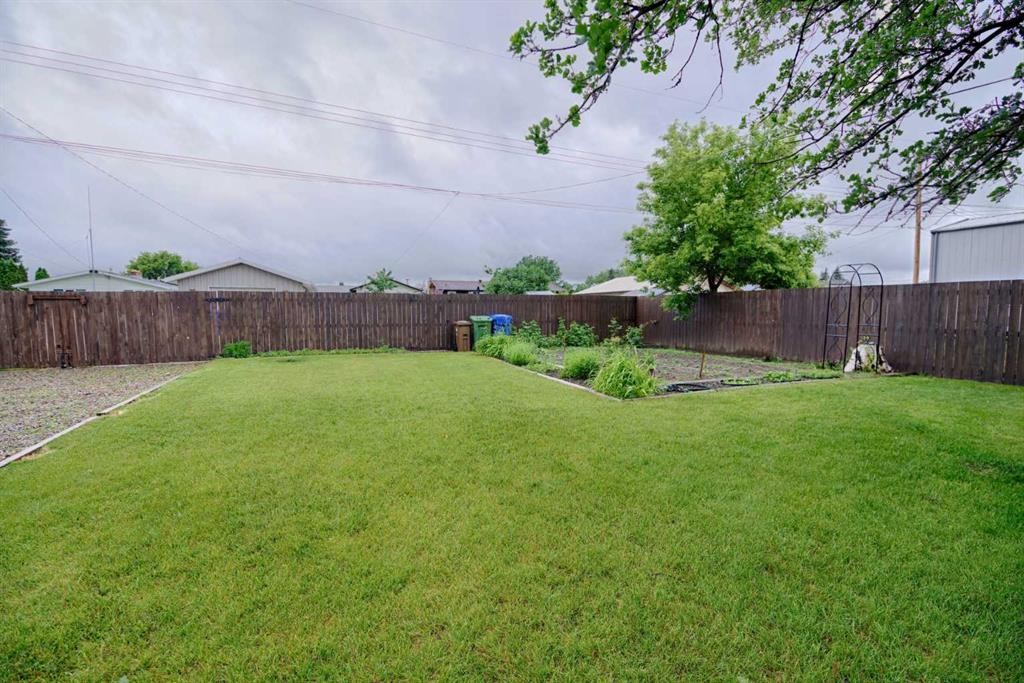6014 52 Street, Taber, AB