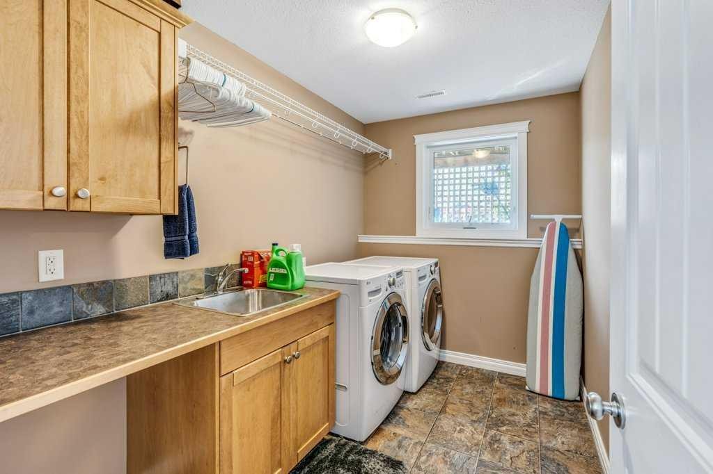 706 Centennial Avenue, Nobleford, AB