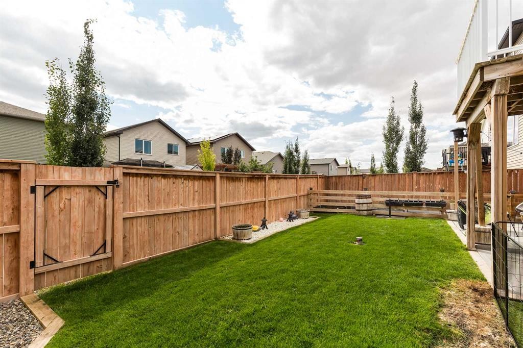 599 Moonlight Lane West, Lethbridge, AB
