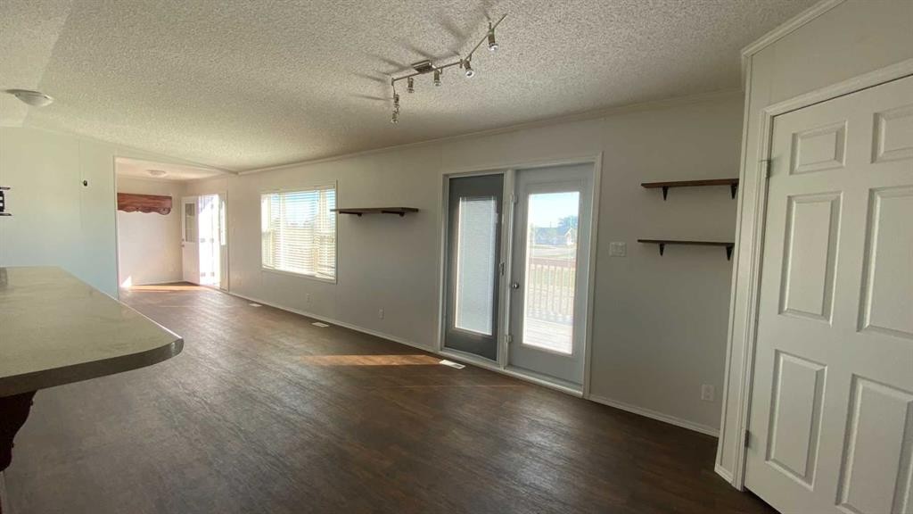 14 Meadows Way, Taber, AB
