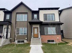 391 Chelsea Parade Chestermere, AB T1X 2V4