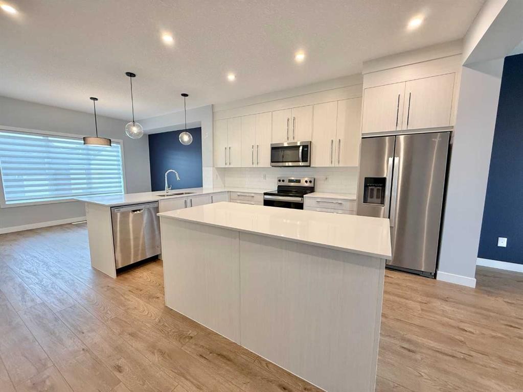 391 Chelsea Parade, Chestermere, AB