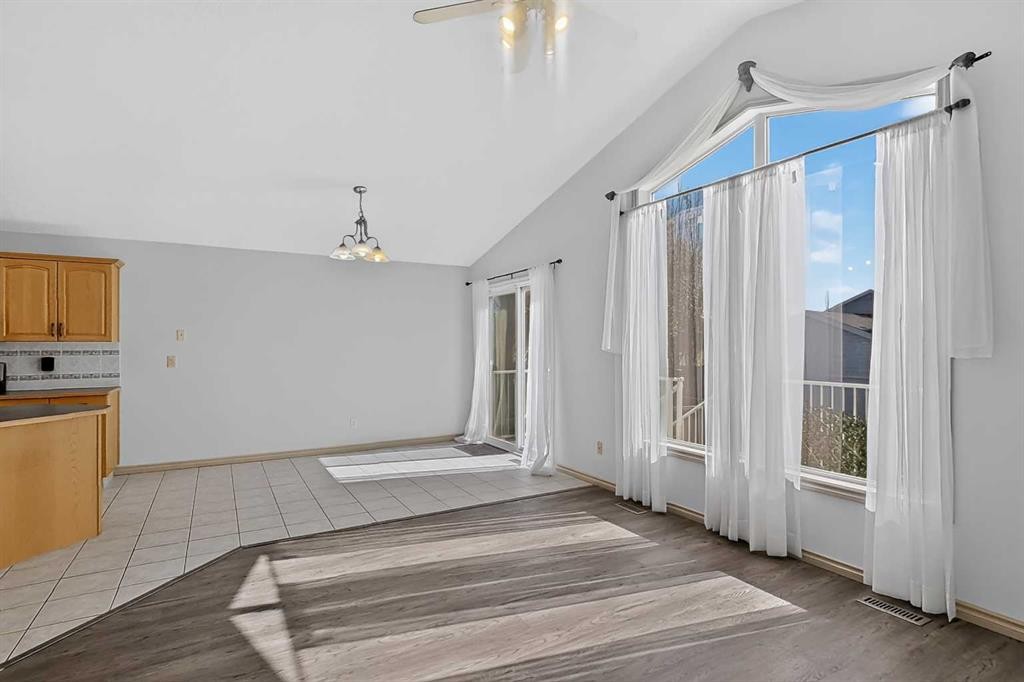 36 Kodiak Boulevard North, Lethbridge, AB