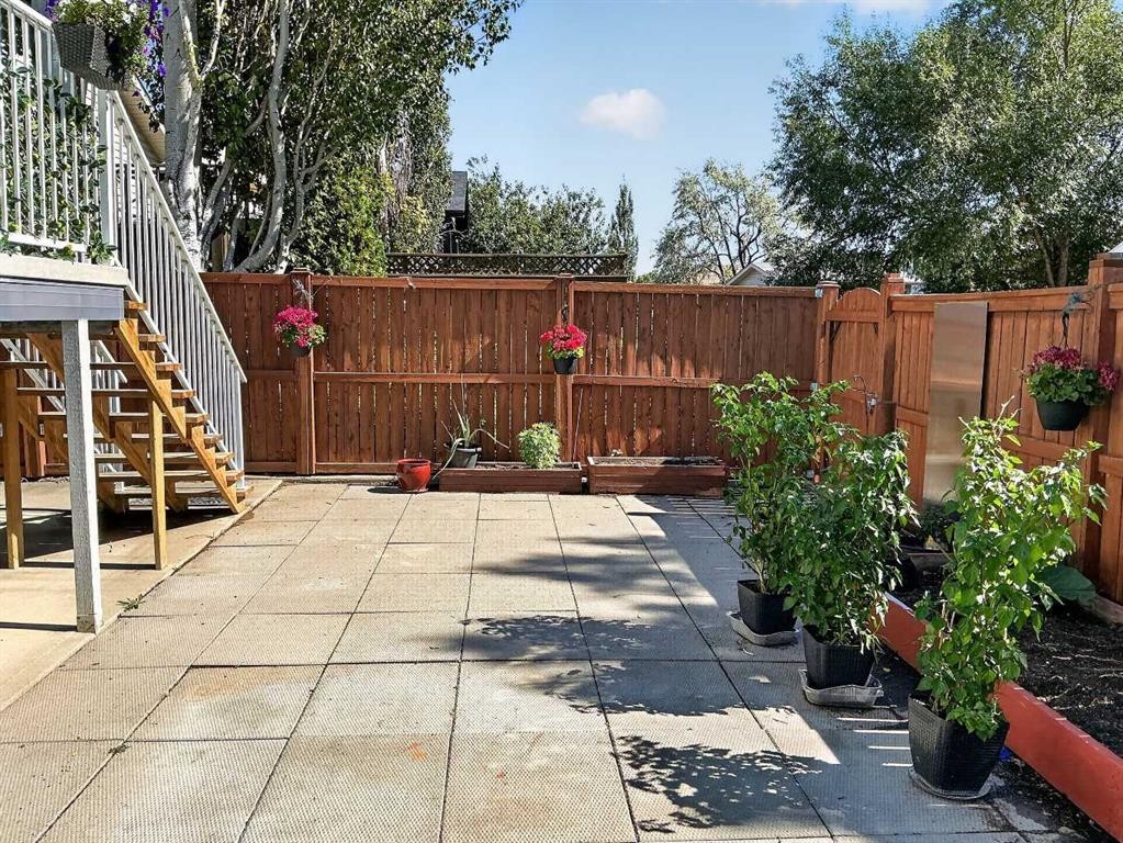 36 Kodiak Boulevard North, Lethbridge, AB