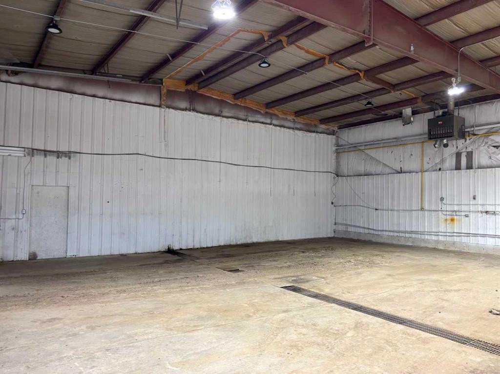 819 3 Avenue East, Brooks, AB