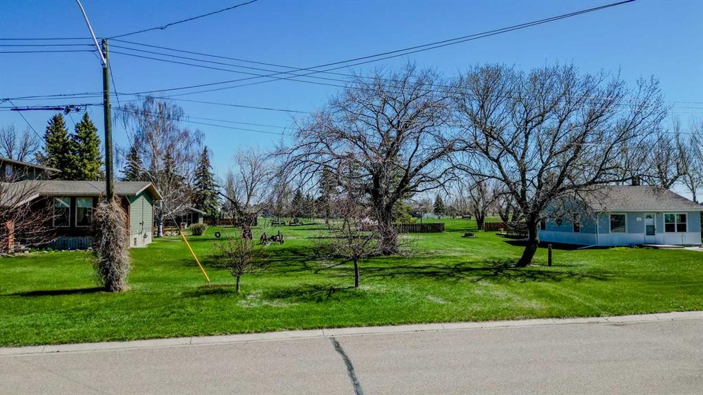 235 S 100 E, Raymond, AB