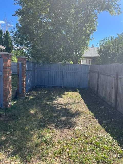 9 Sheridan Road West, Lethbridge, AB