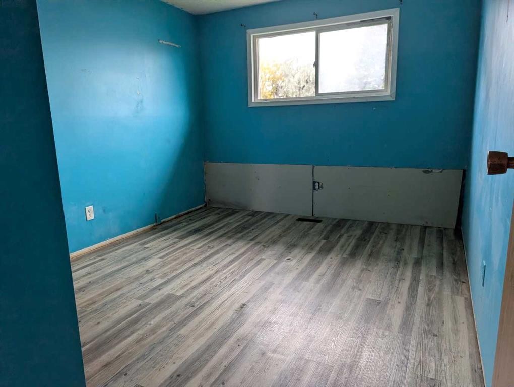 2011 18 Avenue North, Lethbridge, AB
