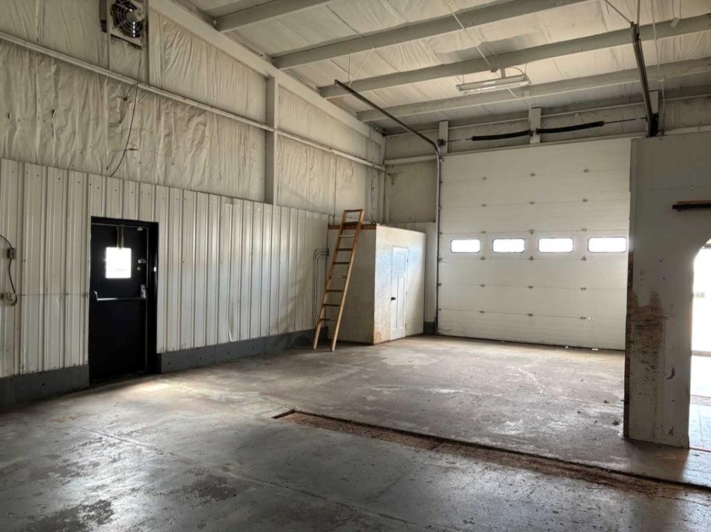823 3 Avenue East, Brooks, AB