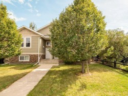 20 Mt Sundance Road WESTLethbridge, AB T1J 0B6