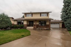 310 Kings Bay SOUTHLethbridge, AB T1K 5G2