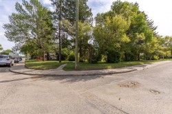 1511 21 Avenue Coaldale, AB T1M 1E4