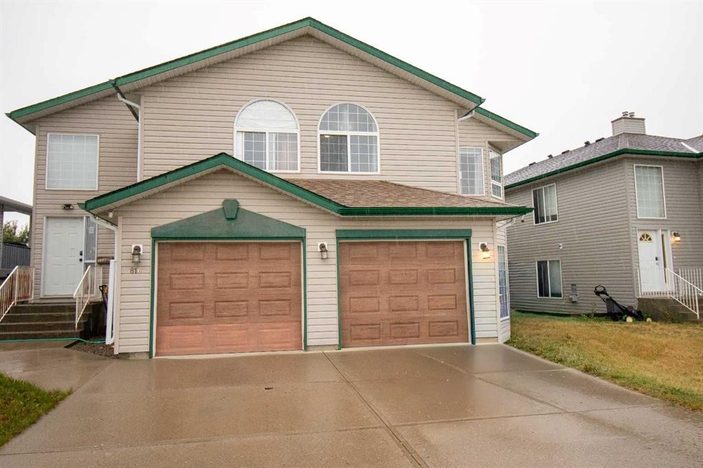 818 Red Crow Boulevard West, Lethbridge, AB