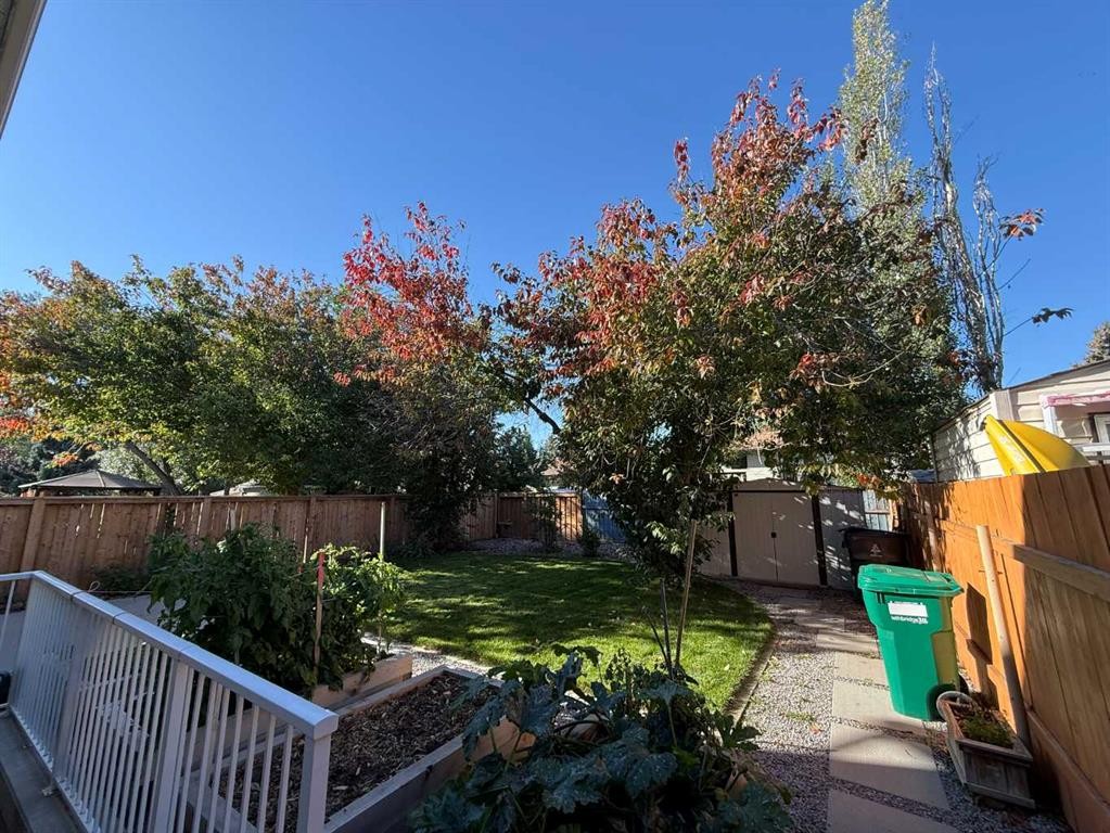 114 Red Crow Boulevard West, Lethbridge, AB