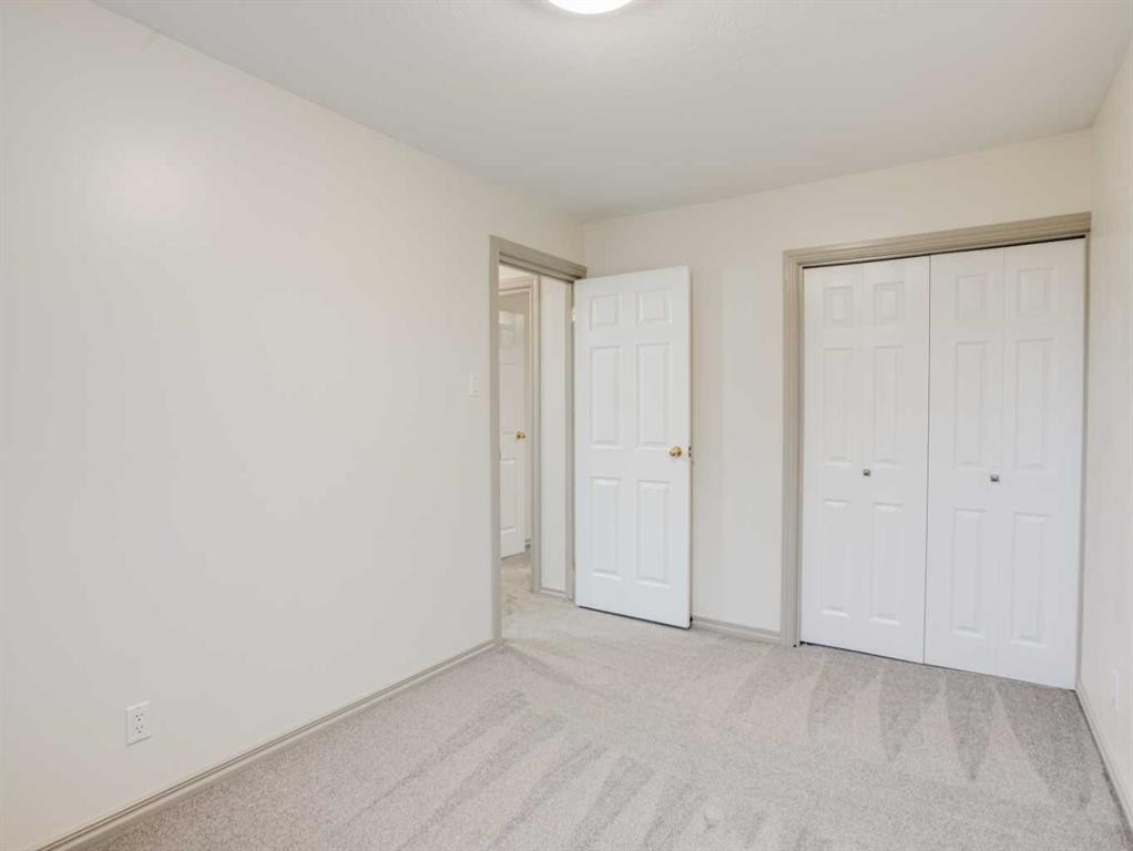 230 Eagle Road North, Lethbridge, AB