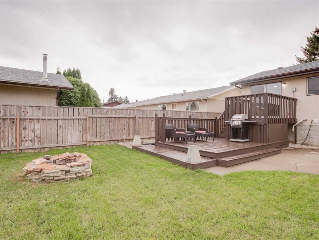 230 Eagle Road North, Lethbridge, AB