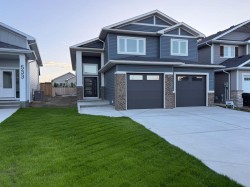 529 Riverhills Way WESTLethbridge, AB T1K 8H7