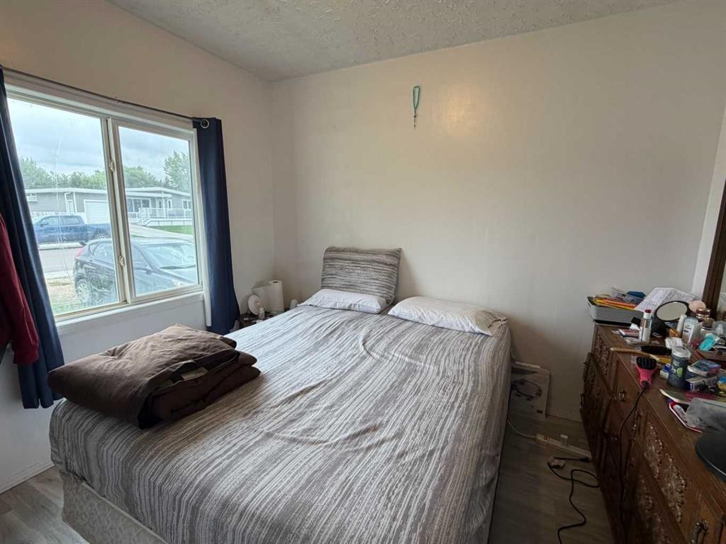 5007 45 Avenue, Taber, AB