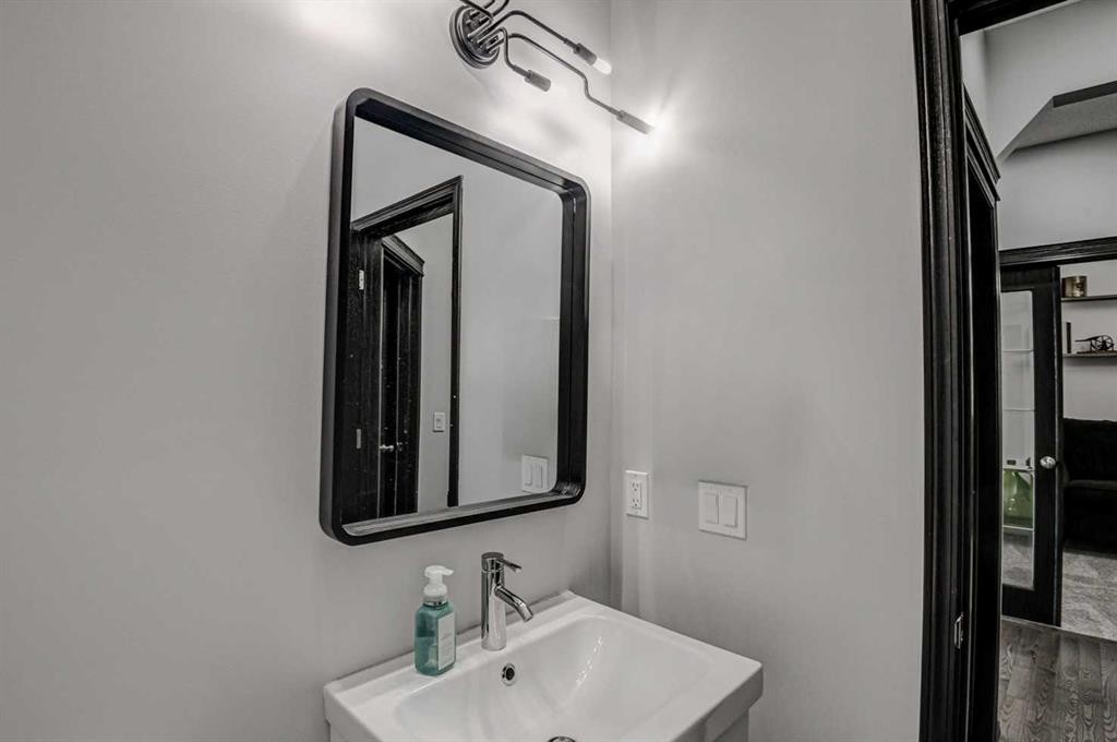 23 Cranberry Circle Se, Calgary, AB