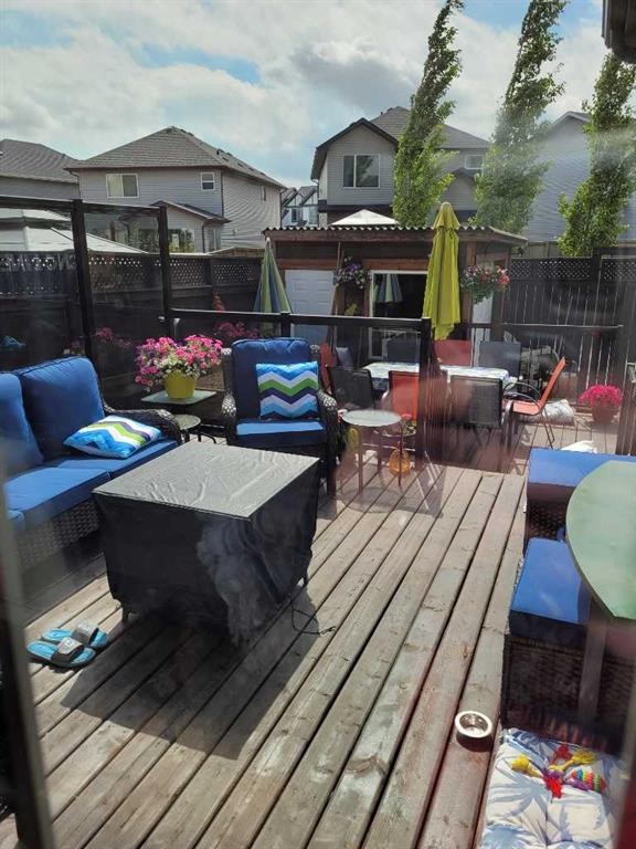 23 Cranberry Circle Se, Calgary, AB