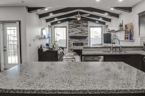 23 Cranberry Circle Se, Calgary, AB 