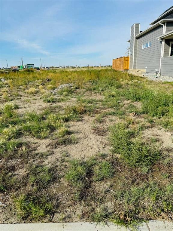 1409 Halifax Road West, Lethbridge, AB