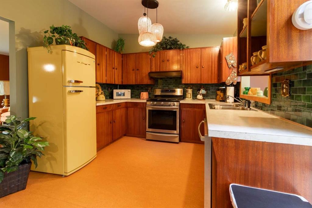 217 Kipp Avenue, Monarch, AB