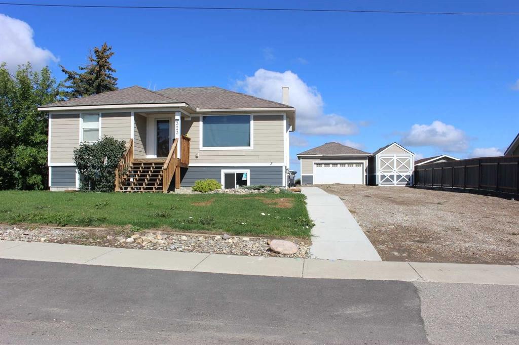 323 3Rd Street, Shaughnessy, AB