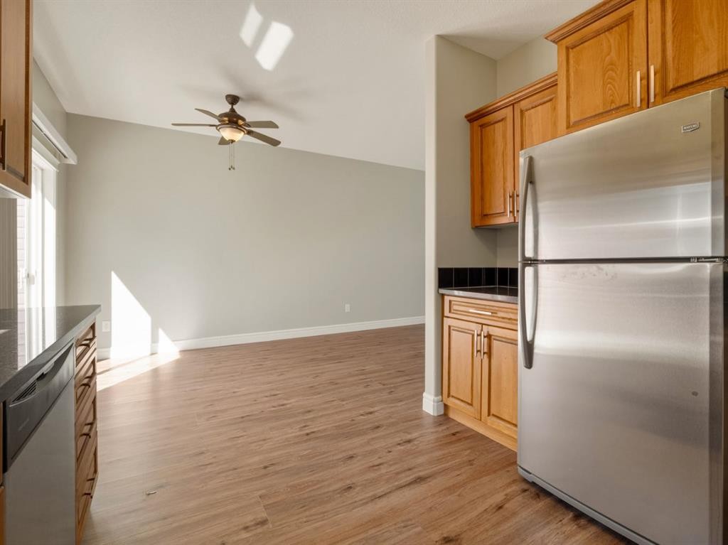 885 Mount Sundance Manor West, Lethbridge, AB