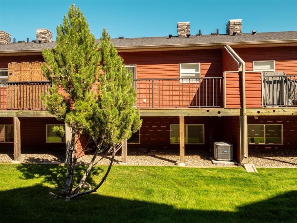 885 Mount Sundance Manor West, Lethbridge, AB