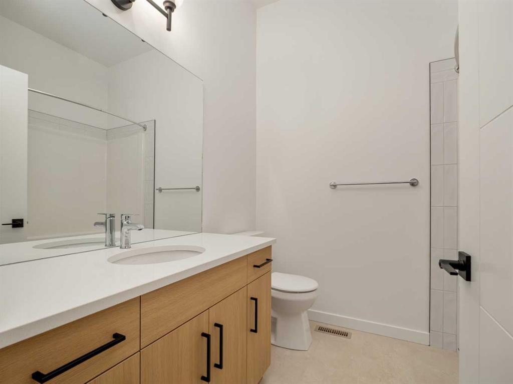 425 Blackwolf Boulevard North, Lethbridge, AB