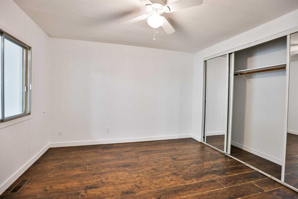 82-5301 2 Street, Coalhurst, AB