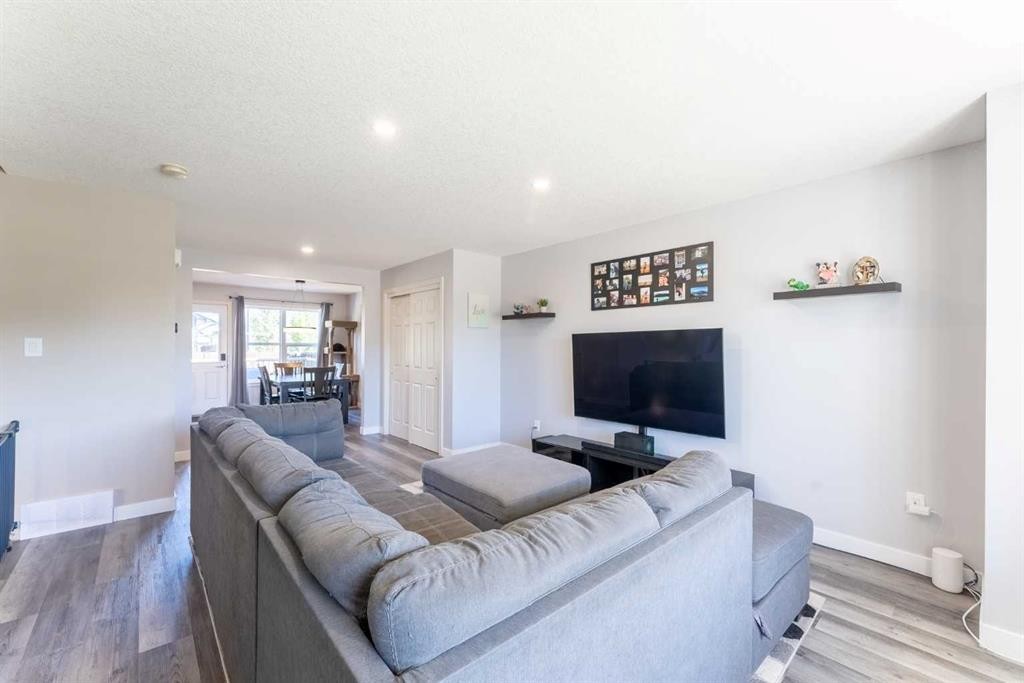 317 Sundance Drive, Coalhurst, AB