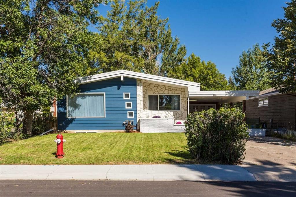 1301 17 Avenue South, Lethbridge, AB