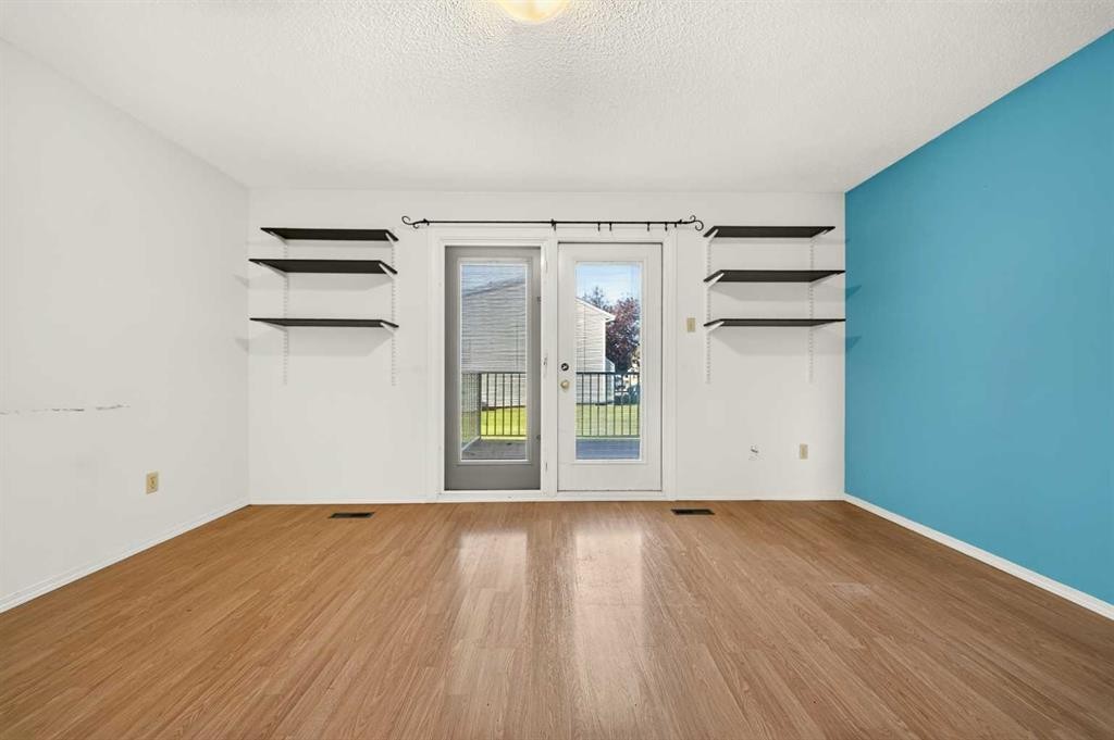 53-55 Lemoyne Crescent West, Lethbridge, AB