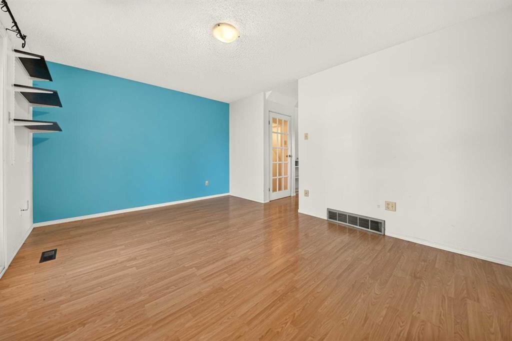 53-55 Lemoyne Crescent West, Lethbridge, AB