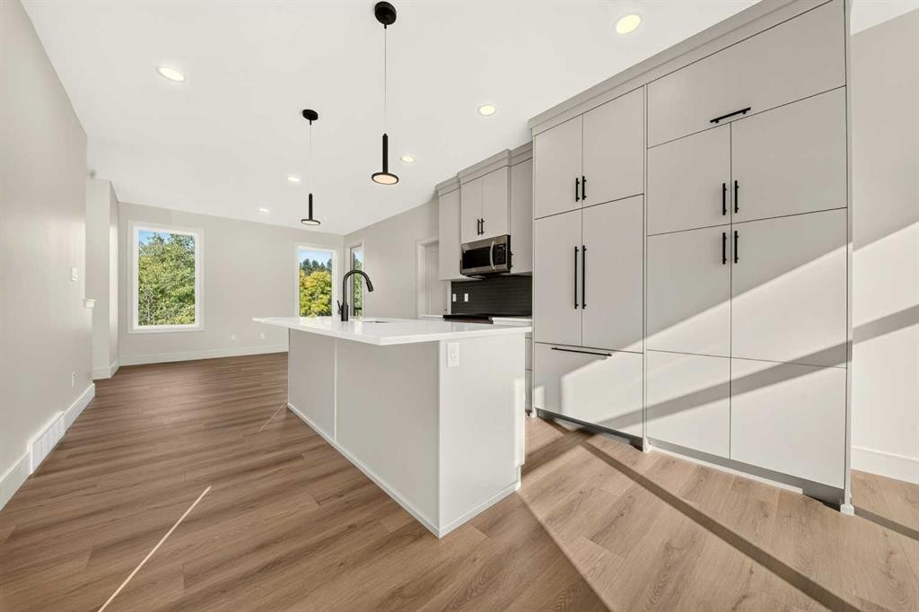 8603 25 Avenue, Coleman, AB
