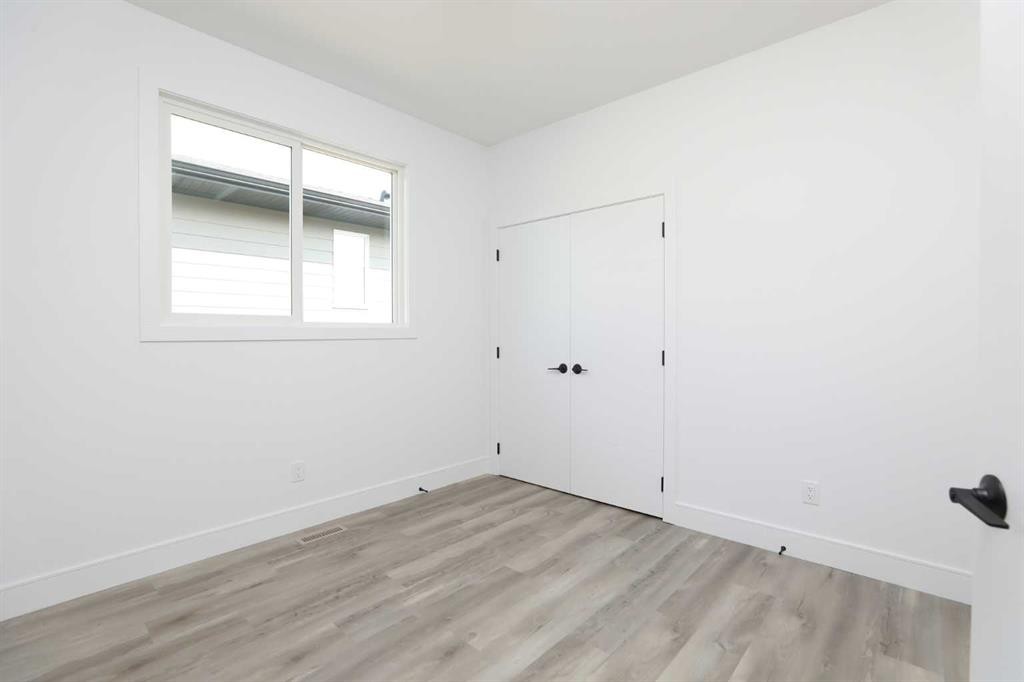902 Atlantic Cove West, Lethbridge, AB