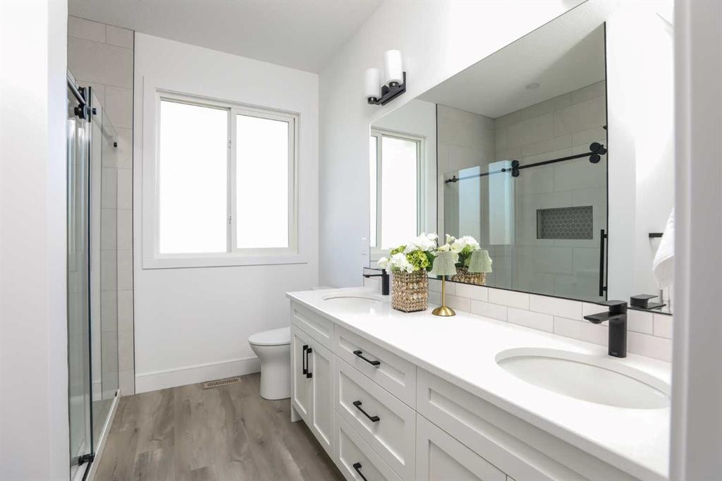 902 Atlantic Cove West, Lethbridge, AB