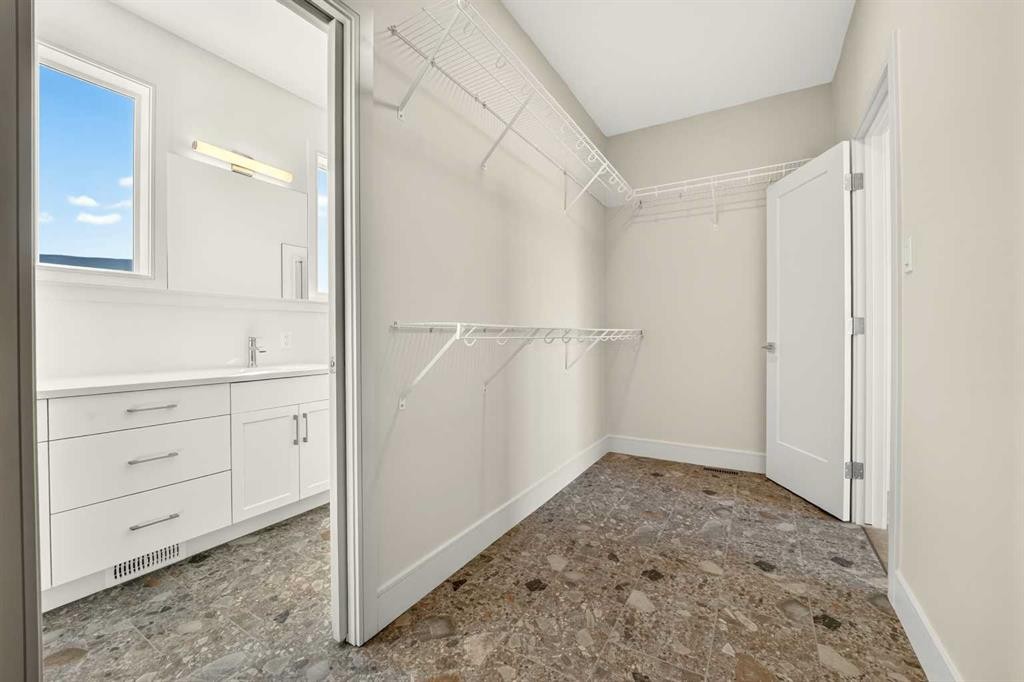 8602 25 Avenue, Coleman, AB