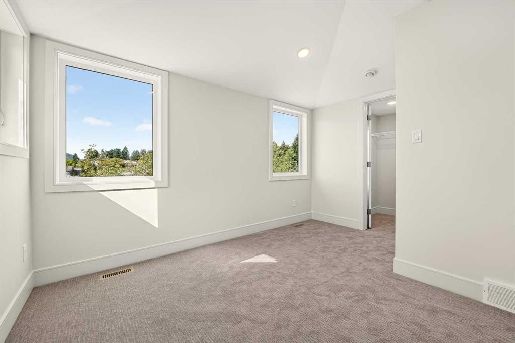 8602 25 Avenue, Coleman, AB