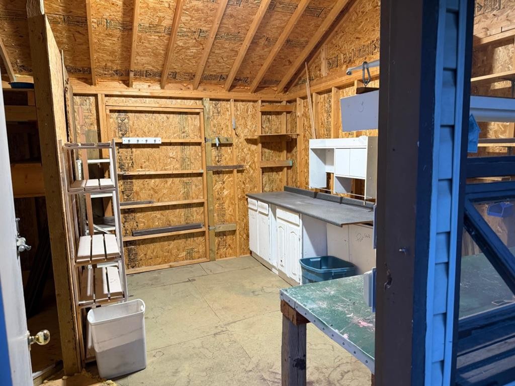 97 Greenview Close North, Lethbridge, AB