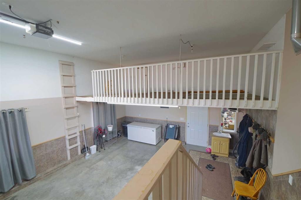 614 3 Street North, Grassy Lake, AB