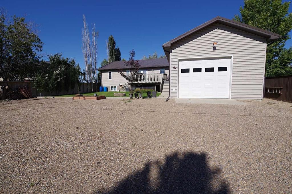614 3 Street North, Grassy Lake, AB