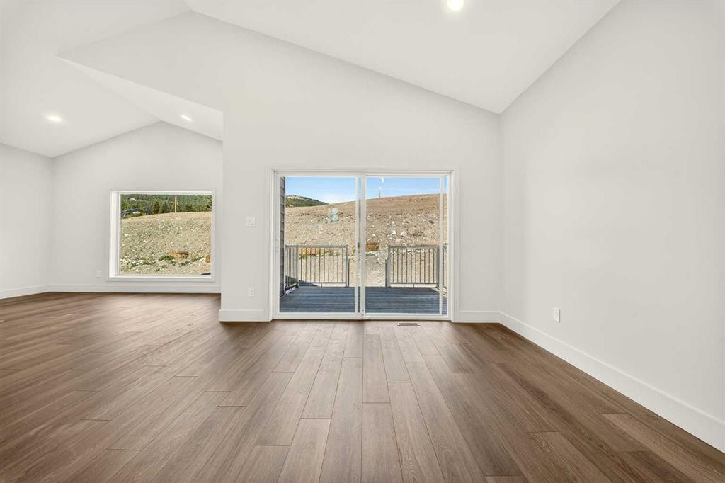 8635 25 Avenue, Coleman, AB