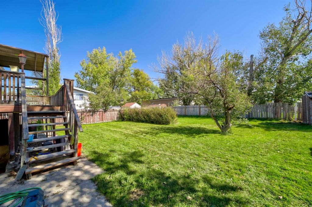 2103 10A Street, Coaldale, AB