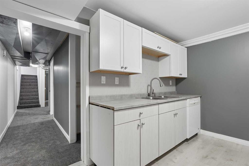 2811 13 Avenue South, Lethbridge, AB