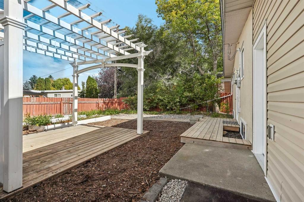 2811 13 Avenue South, Lethbridge, AB